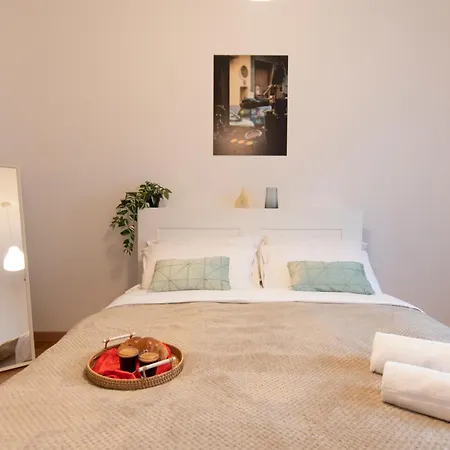 Ihost - Savona 94a شقة ميلان
